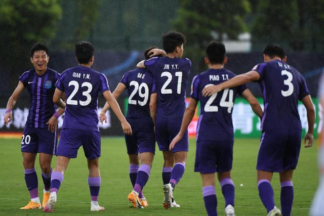 世界杯-利桑德罗-马丁内斯助攻 阿根廷半场暂1-0佛得角